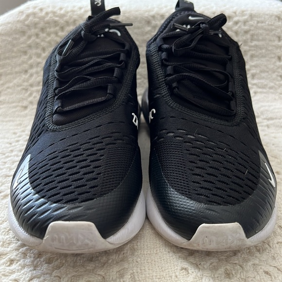 Nike Air Max 270 women’s size 9.5 original box included - Picture 4 of 11